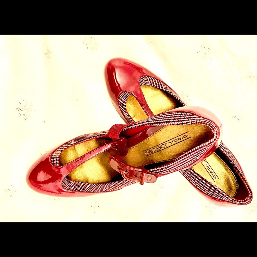 Circa Joan and David Pumps